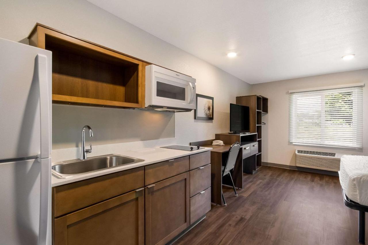 Woodspring Suites Panama City Beach Upper Grand Lagoon Eksteriør billede
