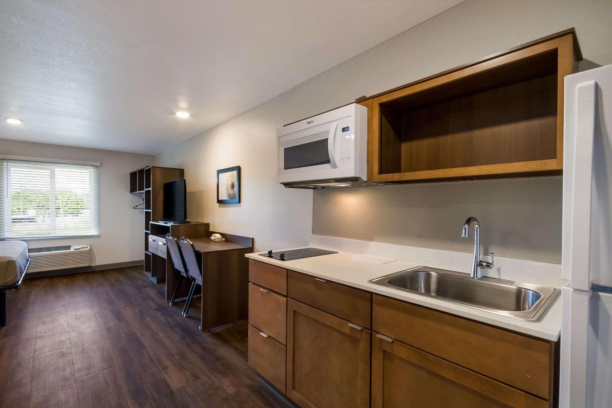 Woodspring Suites Panama City Beach Upper Grand Lagoon Eksteriør billede
